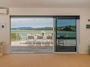 Seaview Serenity- Whitianga Holiday Home